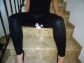 Bild 1 von Buttcrush and trampeling Panda in leather leggings